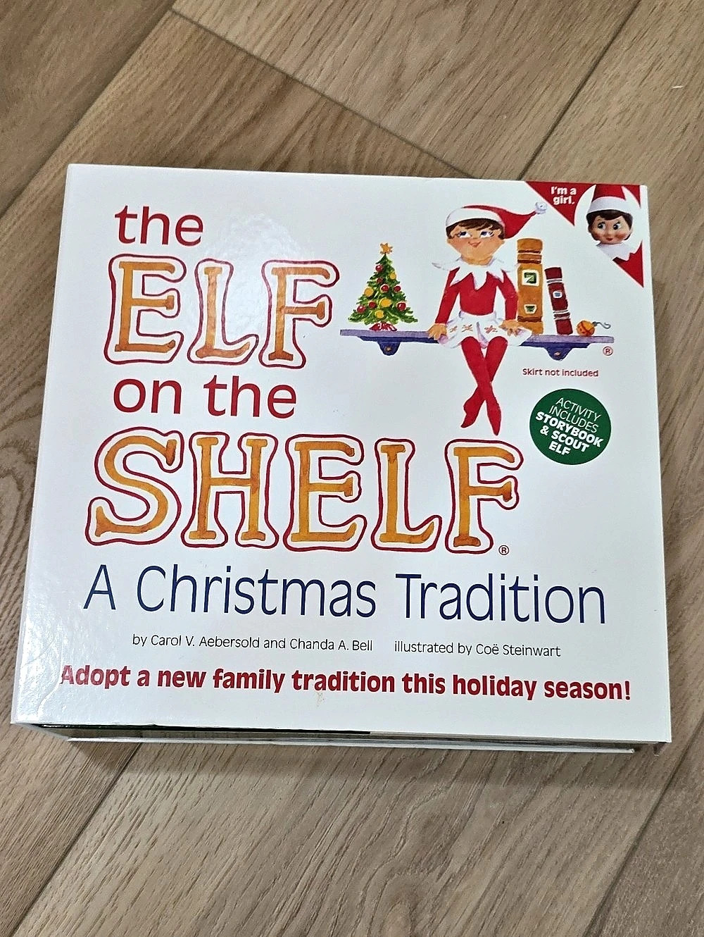 The Elf on the Shelf A Christmas Tradition (Girl Scout Elf, Blue Eyes, Brown Ha)